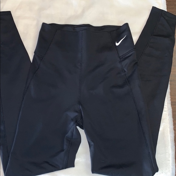 ❌SOLD💕Nike dri fit black classic leggings💕 - Picture 3 of 6